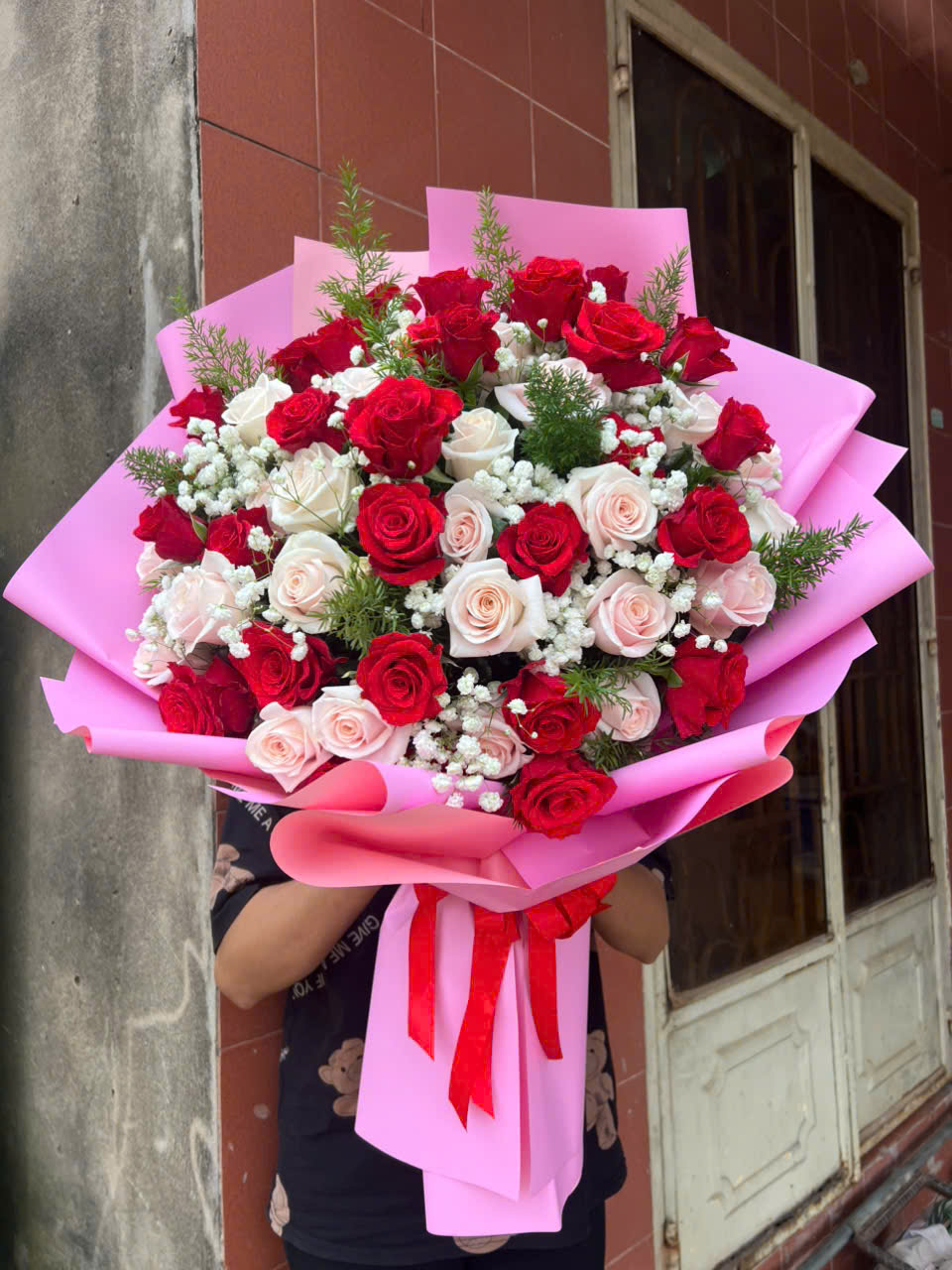 Bó Hoa Tại Shop Hoa Phường Phú Khương Vĩnh Long