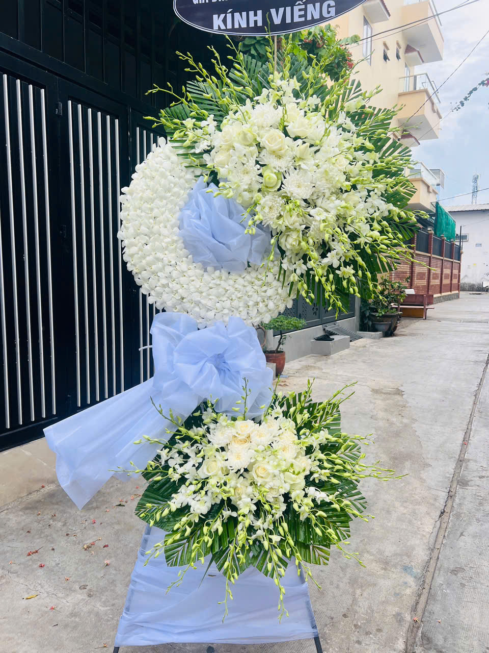 Hoa Đám Tang Xã Long Hồ