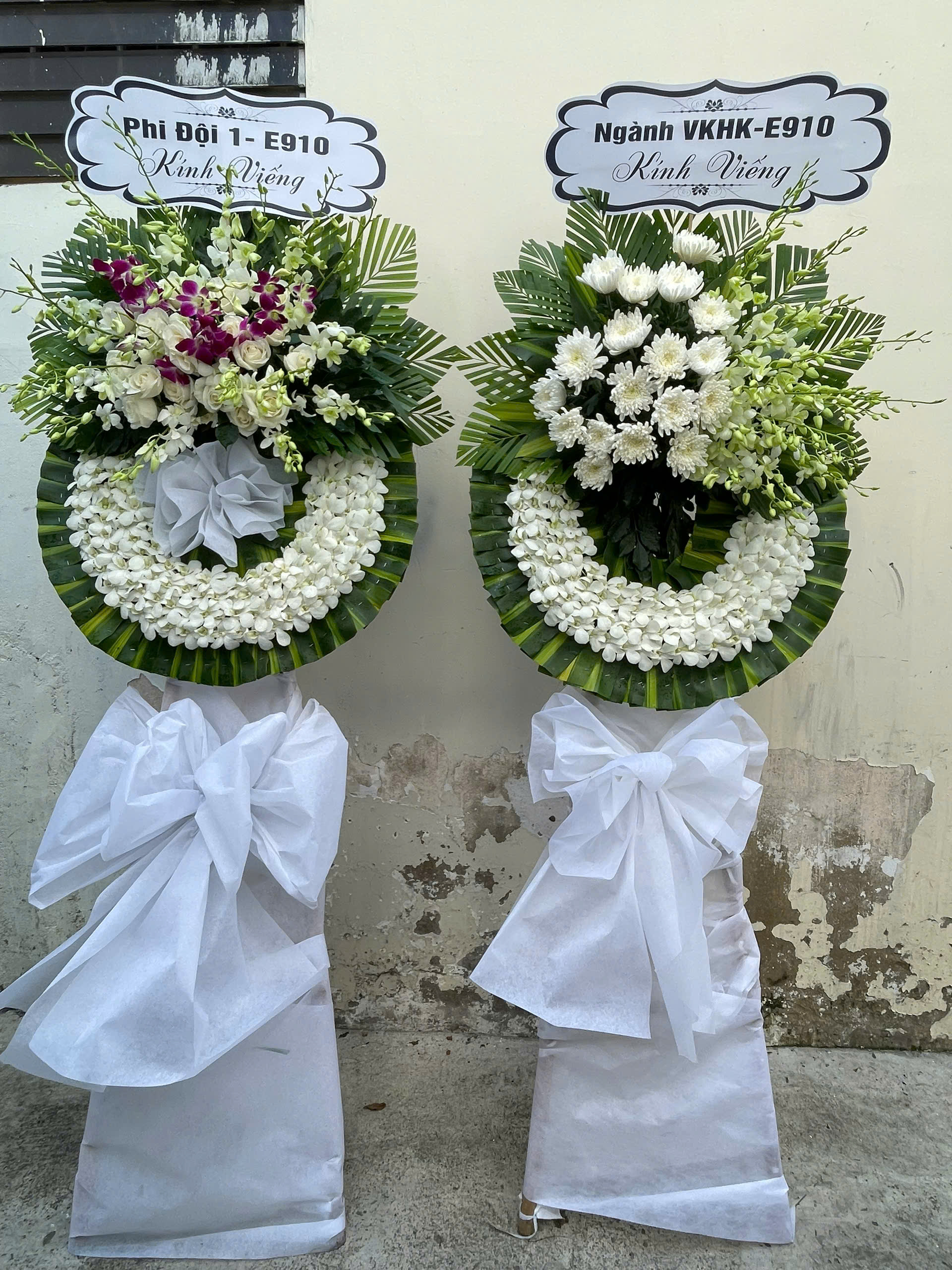Vòng Hoa Tang Lễ Buôn Ma Thuột